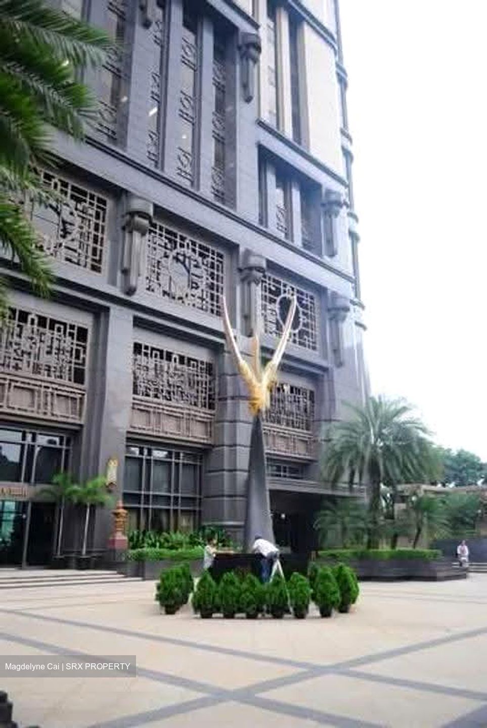 Parkview Square (D7), Office #639832541